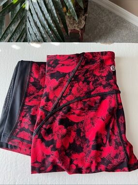 Lululemon Red & Black Train Times Crop Leggings